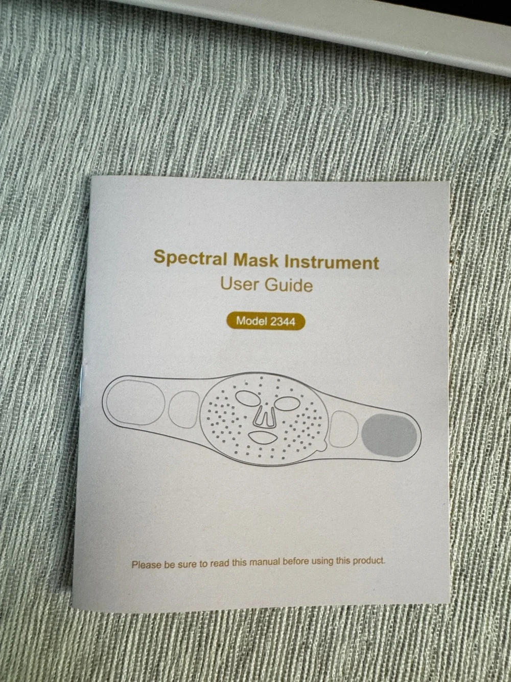 Red LED Facial Mask – Hands-Free Spectral Therapy